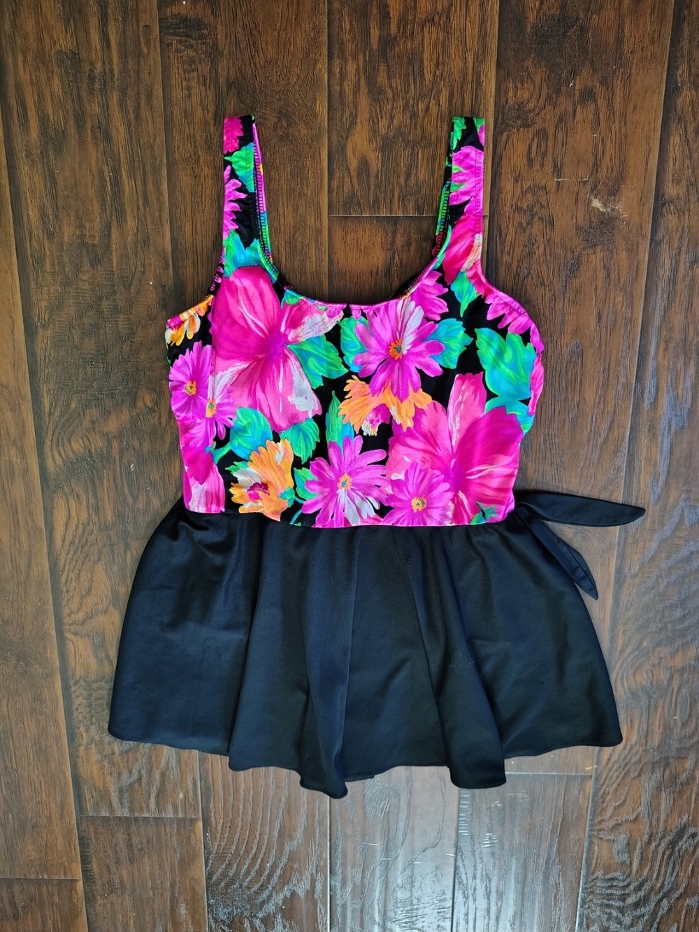 Vintage 80s ILGWU floral one piece swimsuit Size 18